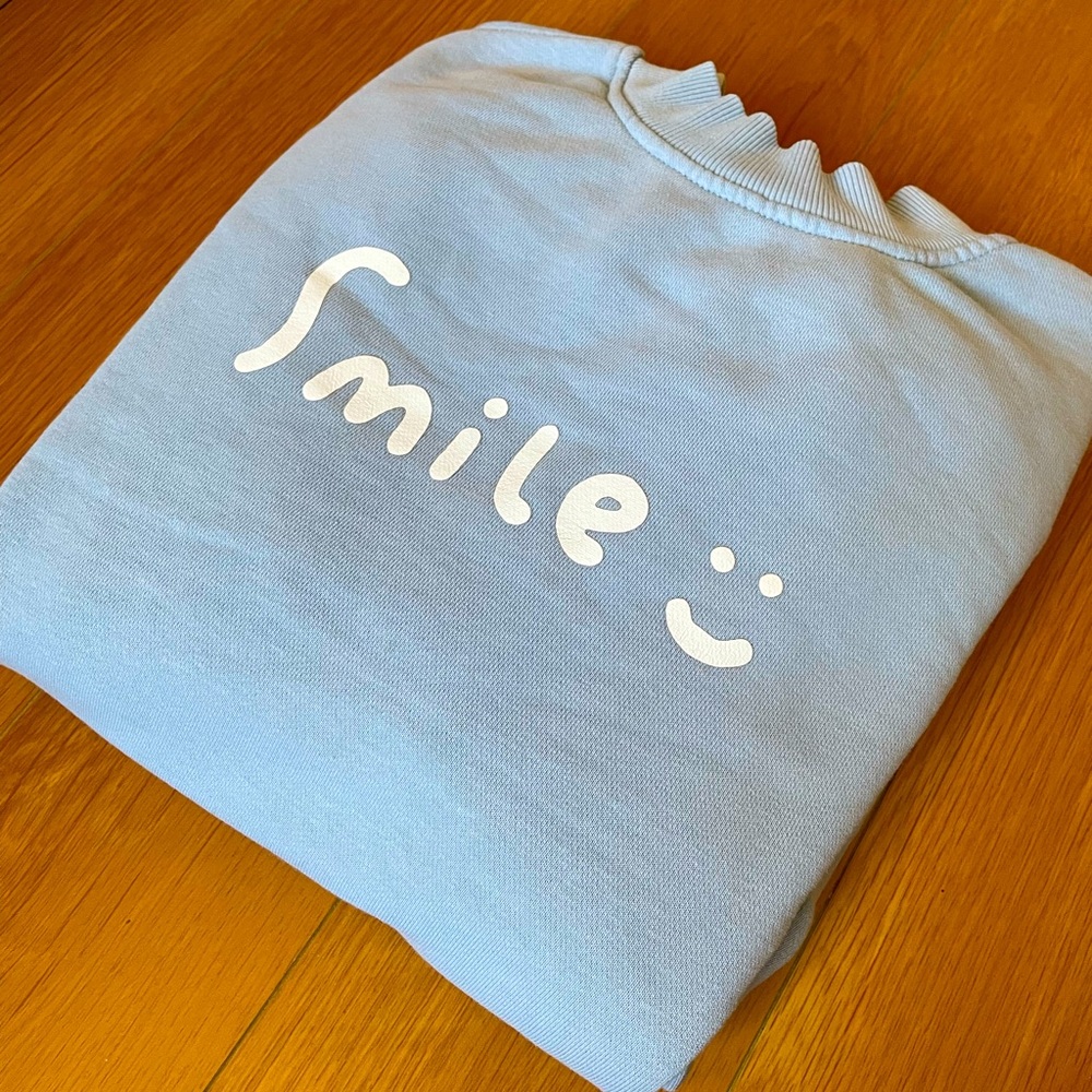Women Oversized Long Sleeve Smile Crew Sweatshirt - Picture 1 of 4